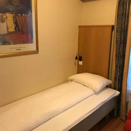 Skolegata City Hostel